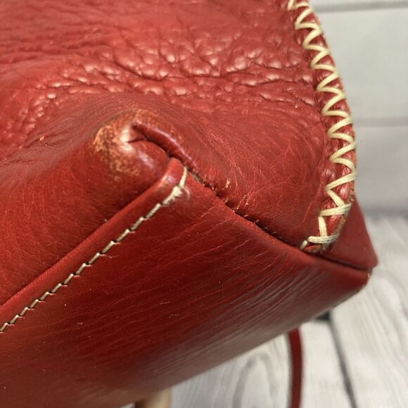 Ellington Red Leather Shoulder Bag Whipstitch Trim Button Closure‎ - Picture 7 of 15